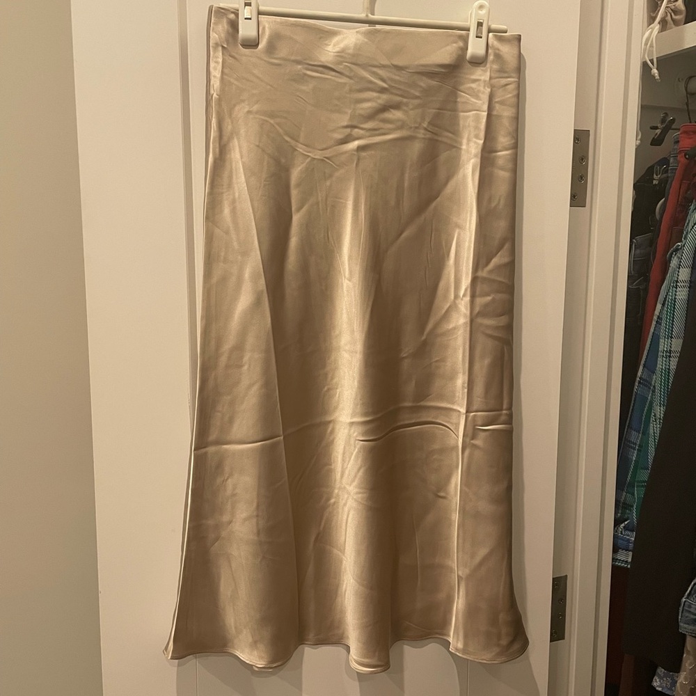 Quince washable silk skirt in champagne
